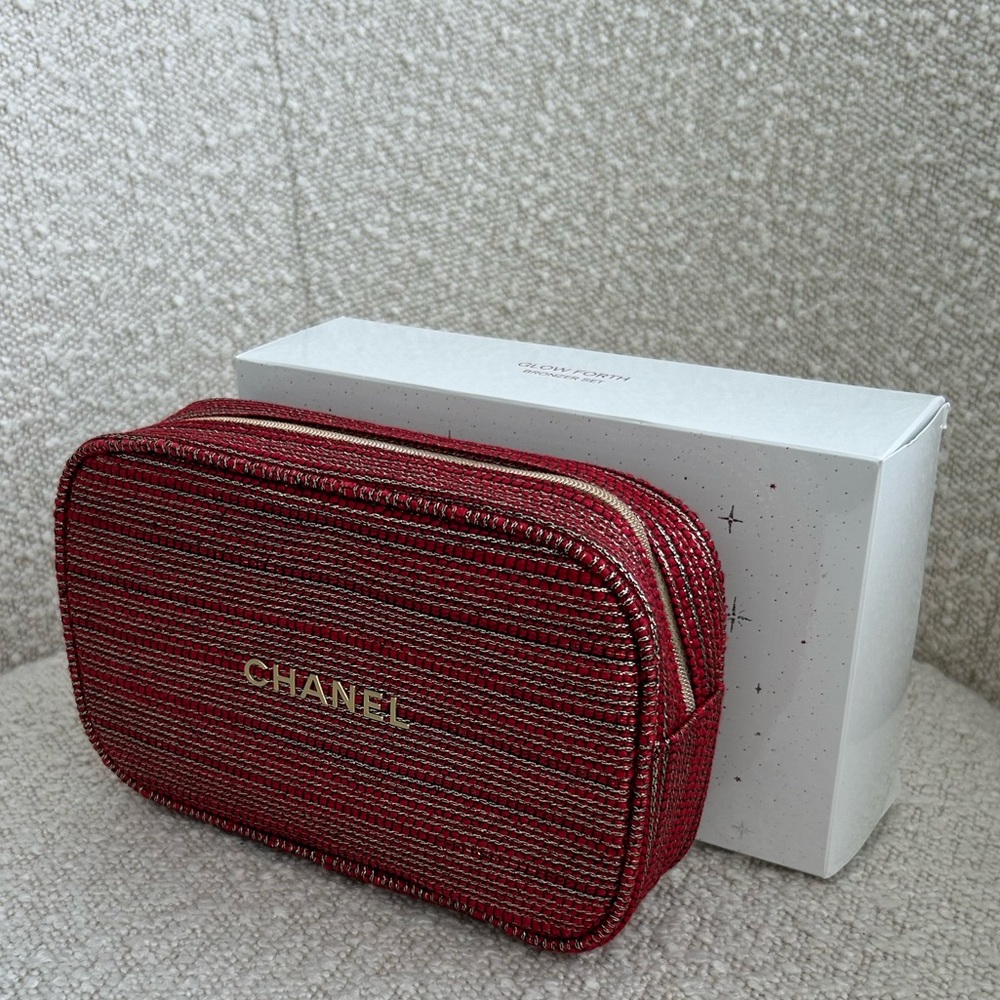 Chanel holiday gift bag only cosmetic pouch
